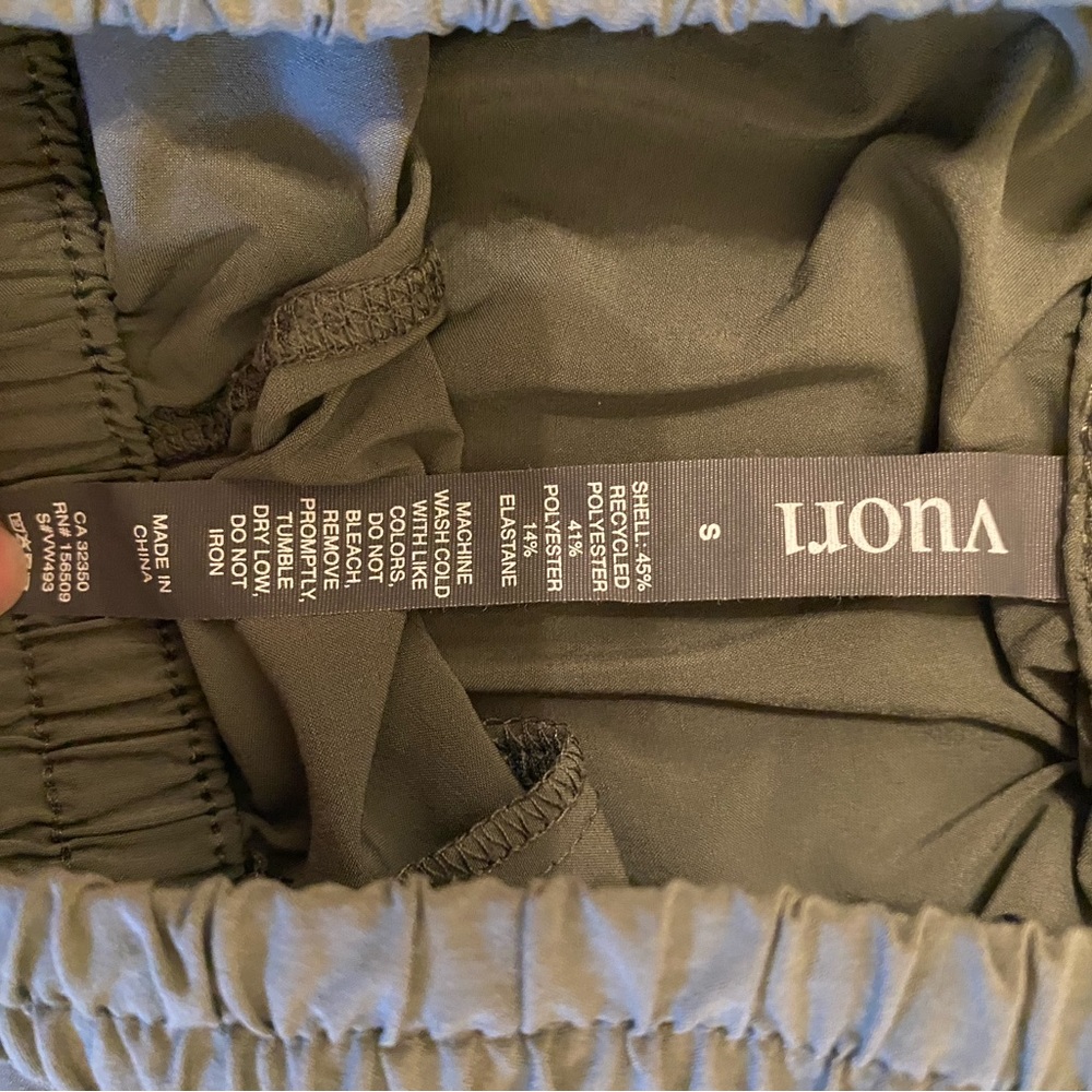 Vuori villa jogger size S olive like new